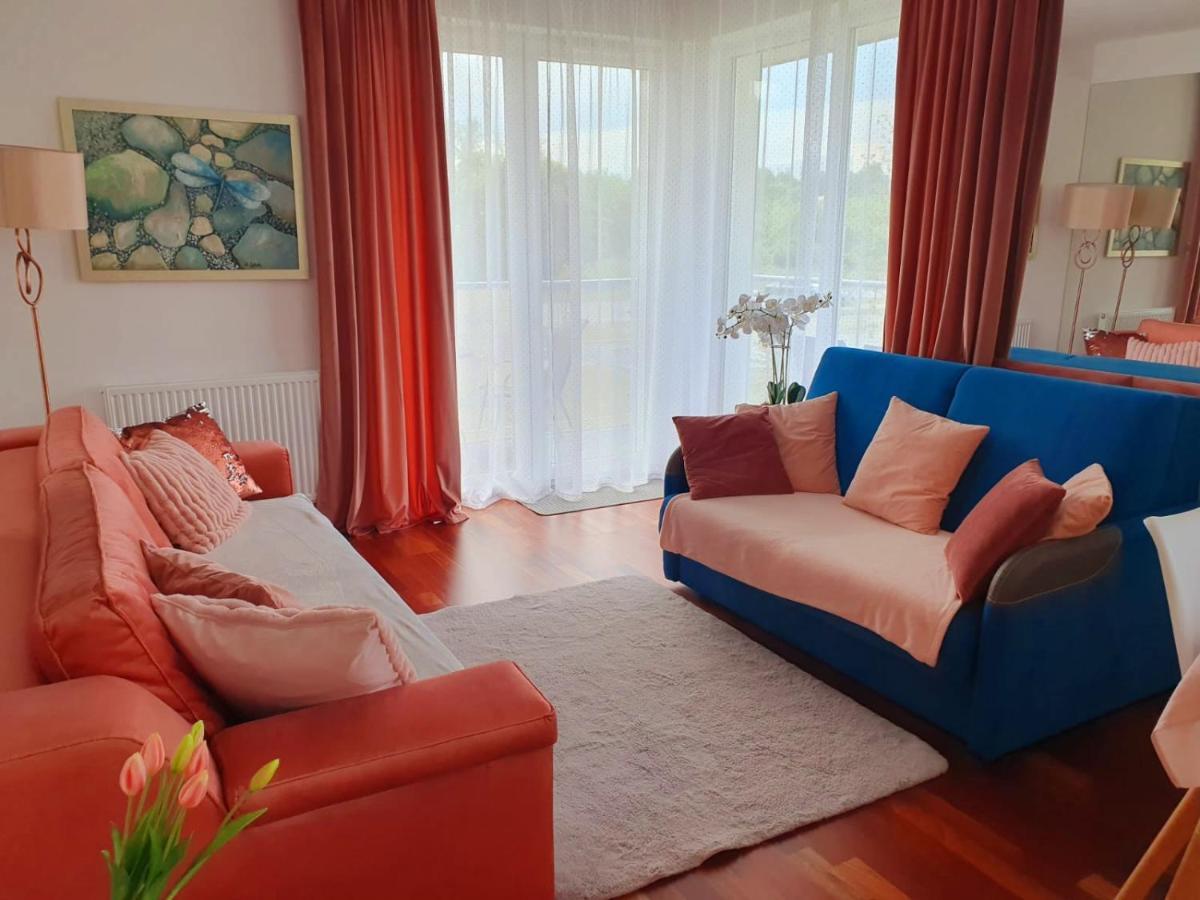 Apartament Comfort I โควอบเซก ภายนอก รูปภาพ